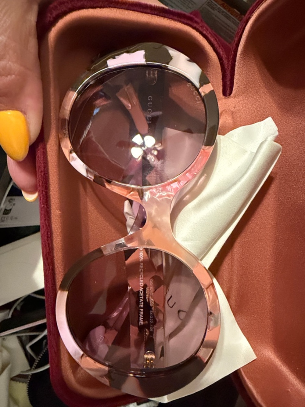 Gucci Pink Round-Frame Sunglasses - Picture 2 of 4